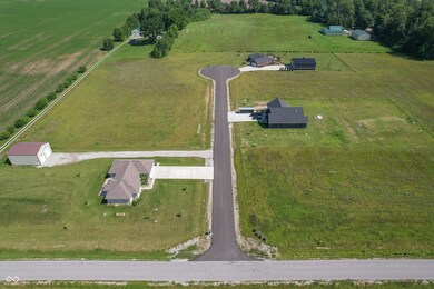 10308 Shamrock Ct, Seymour, IN 47274 - photo 5