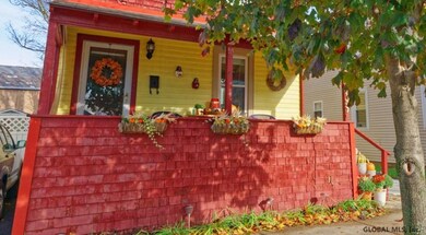 127 Division St, Saratoga Springs, NY 12866 - photo 3