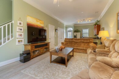 4806 Exton Park Loop-large-007-14-Living