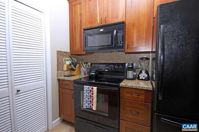 796 Laurelwood, Roseland, VA 22967 - photo 6