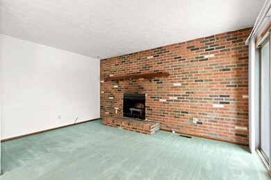 873 Westbury Ln S unit 9D, Columbus, OH 43228 - photo 6
