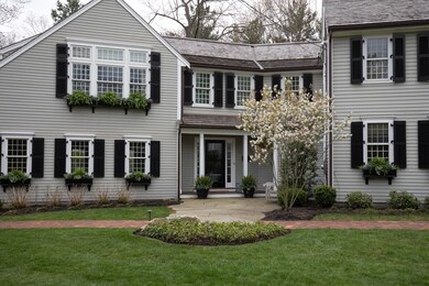 9 Bucket Mill Ln, Hingham, MA 02043 - photo 2