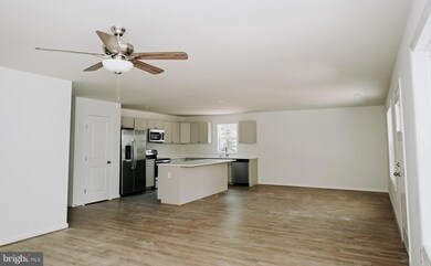 871 Mattox Ave, Colonial Beach, VA 22443 - photo 6