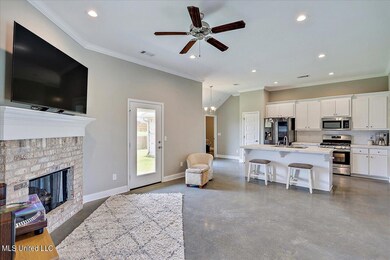 05-1214 Addison Ln