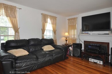 72 Puritan Dr, Warwick, RI 02888 - photo 2