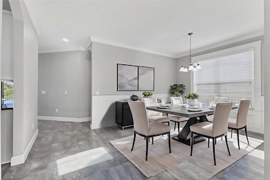 Virtually Staged-Dining Room