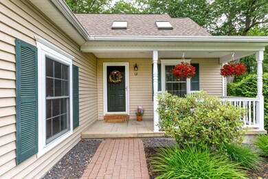 12 Ridgefield Dr, Gorham, ME 04038 - photo 4