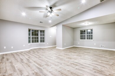 15 Farnworth Close Freehold NJ-print-005