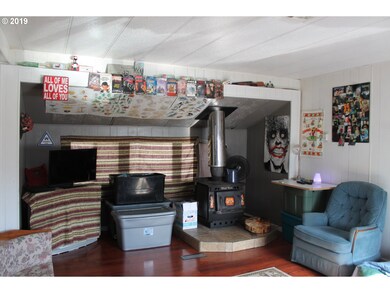 654 N Johnson St, Prairie City, OR 97869 - photo 4