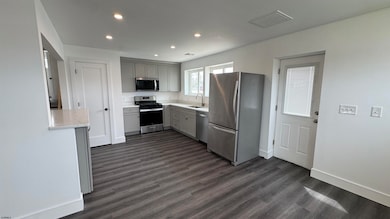 566 N Elberon Ave, Atlantic City, NJ 08401 - photo 4