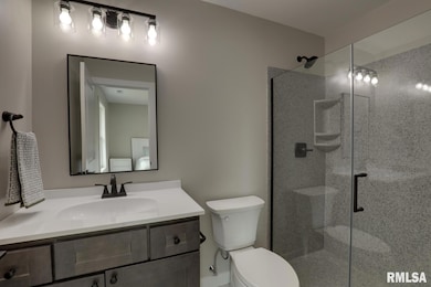 2815 N 23rd St, Quincy, IL 62305 - photo 5