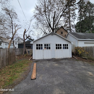 938 Park Ave, Schenectady, NY 12308 - photo 2