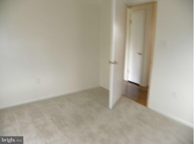 7 Mosby Ct unit D, Round Hill, VA 20141 - photo 3