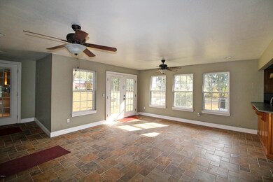 189 Devaughn Rd, Lucedale, MS 39452 - photo 4