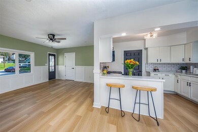 204 Pershing Ct, Davenport, IA 52803 - photo 5