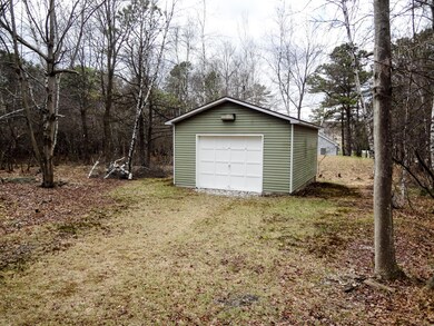 135 Hawthorne Rd, Albrightsville, PA 18210 - photo 3