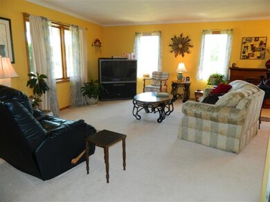 W6543 Karric Ln, Monroe, WI 53566 - photo 2