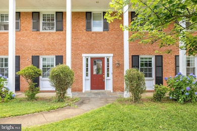 1311 Macbeth St, McLean, VA 22102 - photo 4