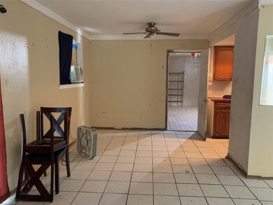 1703 Rainy River Dr, Houston, TX 77088 - photo 7