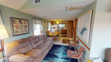 33-9th-Interior
