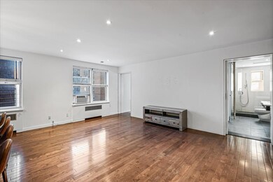 105-10 65th Rd unit 2H, Flushing, NY 11375 - photo 7