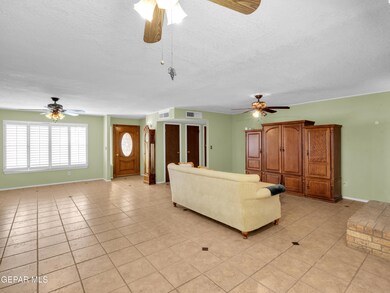 Tim_REMAX_3340_CliffrockLn_072024 2-4