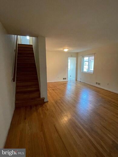 548 Ingraham St NE, Washington, DC 20011 - photo 3