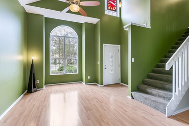 003_Living Room