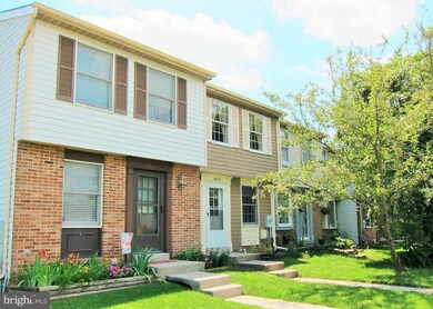 5986 Rowanberry Dr, Elkridge, MD 21075 - photo 2