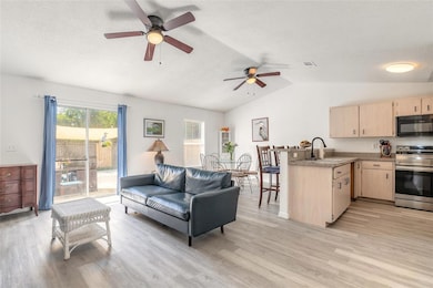 1612 Folsom Ln, Daytona Beach, FL 32117 - photo 4