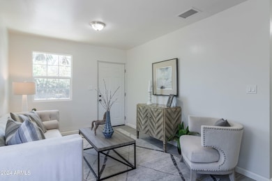 1649 E Oak St unit 6, Phoenix, AZ 85006 - photo 4