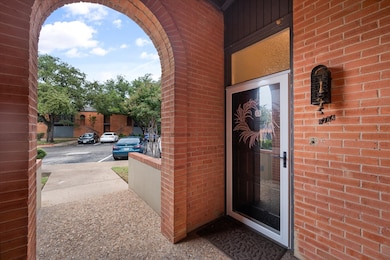 578 E Avenue J unit A, Grand Prairie, TX 75050 - photo 5