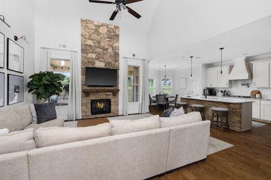 356 Poplar Ln, Holly Springs, MS 38635 - photo 4