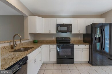 24 Dragoon Ct, Reisterstown, MD 21136 - photo 5