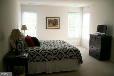 25128 Fortitude Terrace, Chantilly, VA 20152 - photo 7