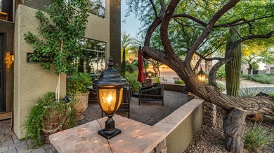 2035 N Hillridge Circle-14