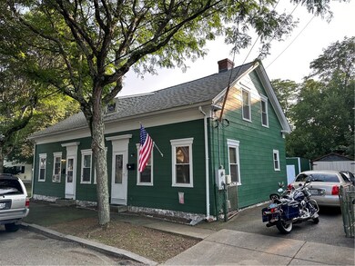 31 Cedar St, Cranston, RI 02910 - photo 2