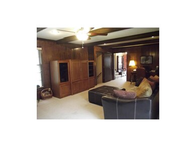 10425 Oakmont St, Lenexa, KS 66215 - photo 5