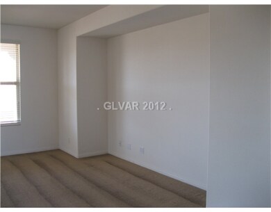 Living Room. Huge Niche for built ins