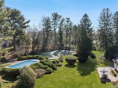 6 Longridge Ln, Glen Head, NY 11545 - photo 2