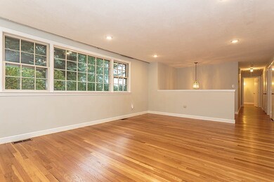 120 Hutchinson Rd, Arlington, MA 02474 - photo 4