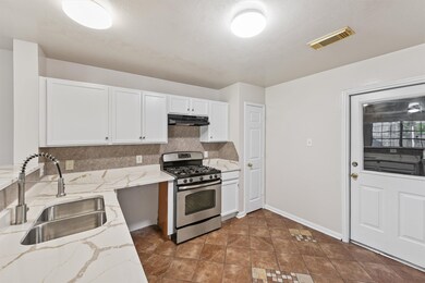 9607 Berridge House Ct, Houston, TX 77086 - photo 4