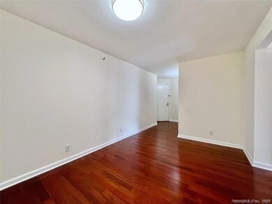 The Classic unit 3L, Stamford, CT 06901 - photo 6