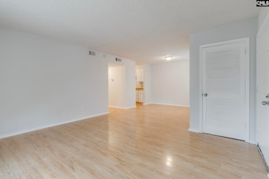 1208 Bush River Rd unit G8, Columbia, SC 29210 - photo 4