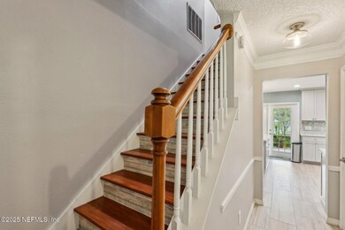 9-web-or-mls-Orchard Pond Dr-0305-009