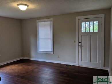 501 E 4th St unit B, Springfield, GA 31329 - photo 4