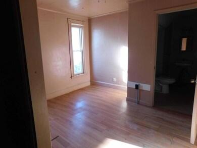 14 Central St, Millinocket, ME 04462 - photo 5