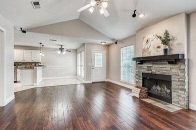 1916 Maplewood Trail, Colleyville, TX 76034 - photo 2