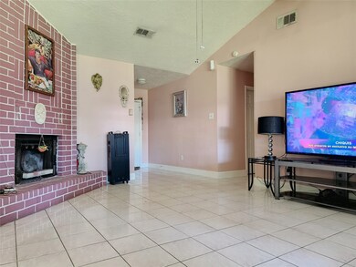 7643 Western Oak Ln, Houston, TX 77040 - photo 3