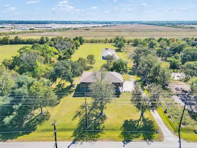 7502 E Wallisville Rd, Baytown, TX 77521 - photo 2